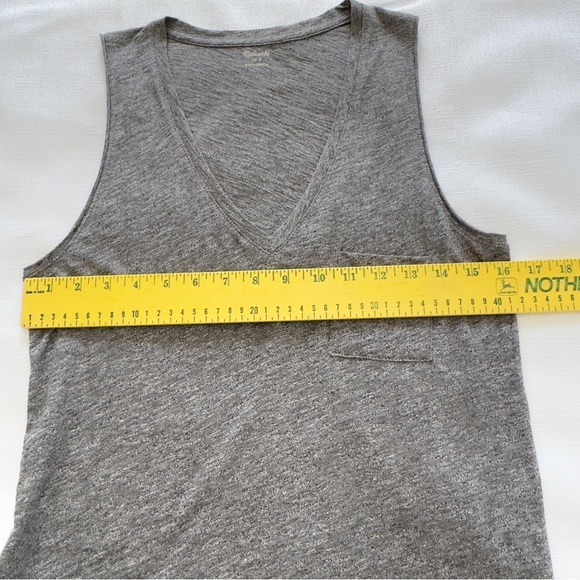 Whisper Cotton V-Neck Pocket Tank Size Small - Picture 9 of 11